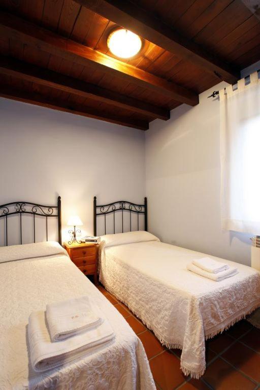 Casa Rural Puerta Del Sol II De 2 Habitaciones 坎德拉里奥 外观 照片