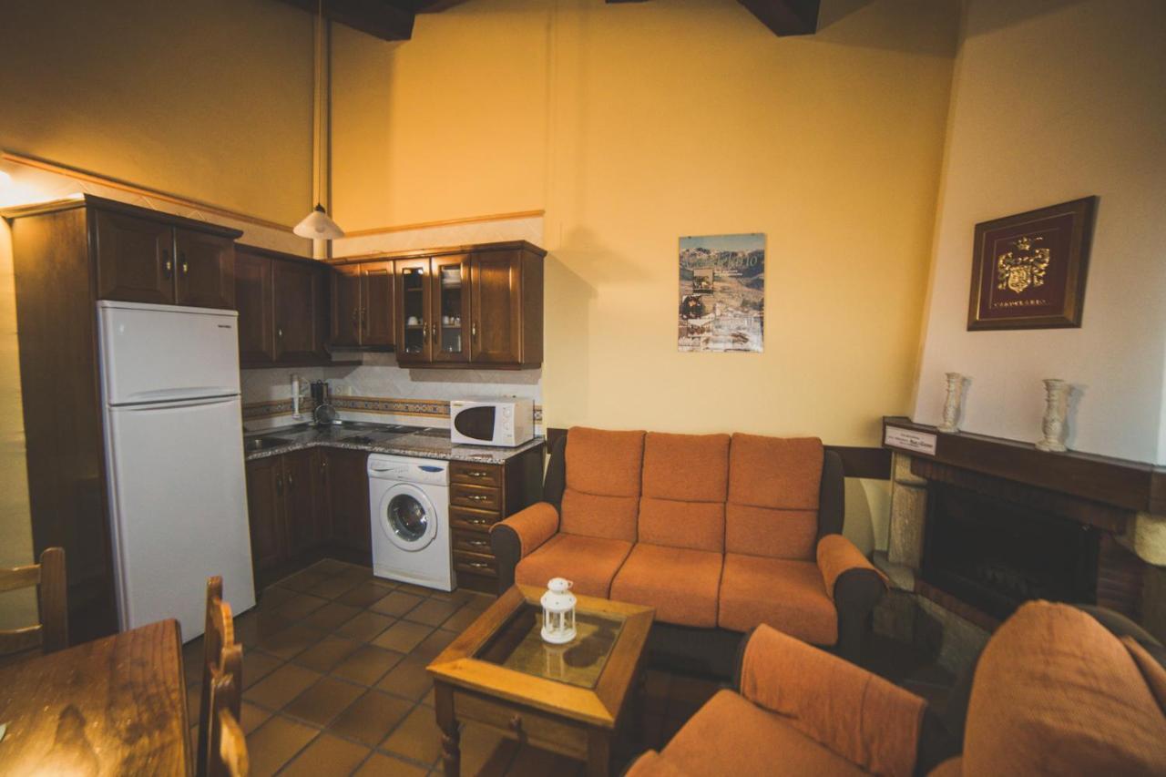 Casa Rural Puerta Del Sol II De 2 Habitaciones 坎德拉里奥 外观 照片