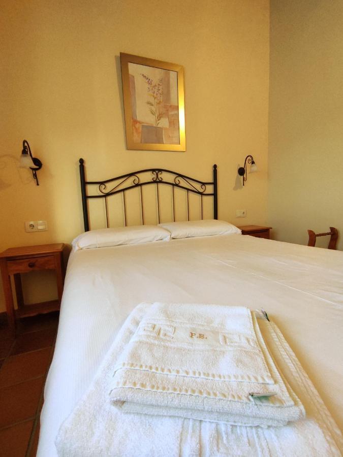 Casa Rural Puerta Del Sol II De 2 Habitaciones 坎德拉里奥 外观 照片