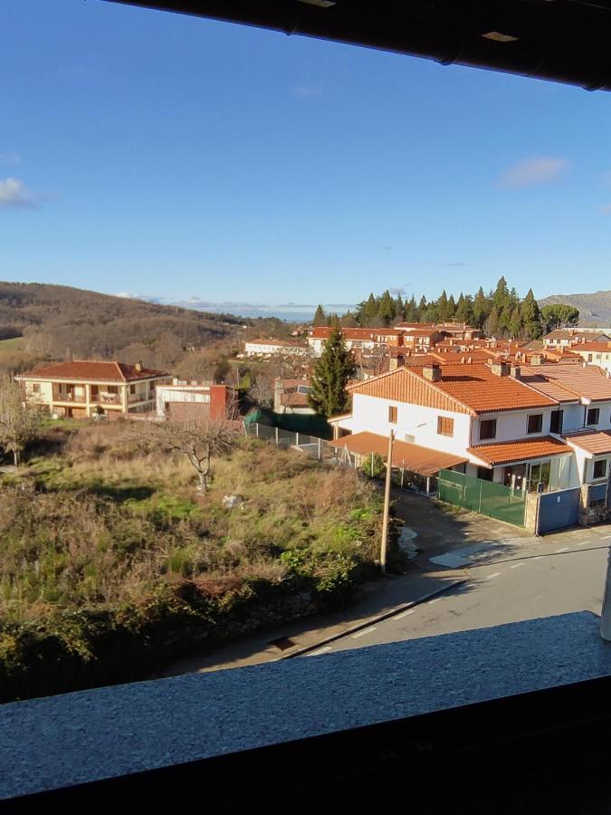 Casa Rural Puerta Del Sol II De 2 Habitaciones 坎德拉里奥 外观 照片